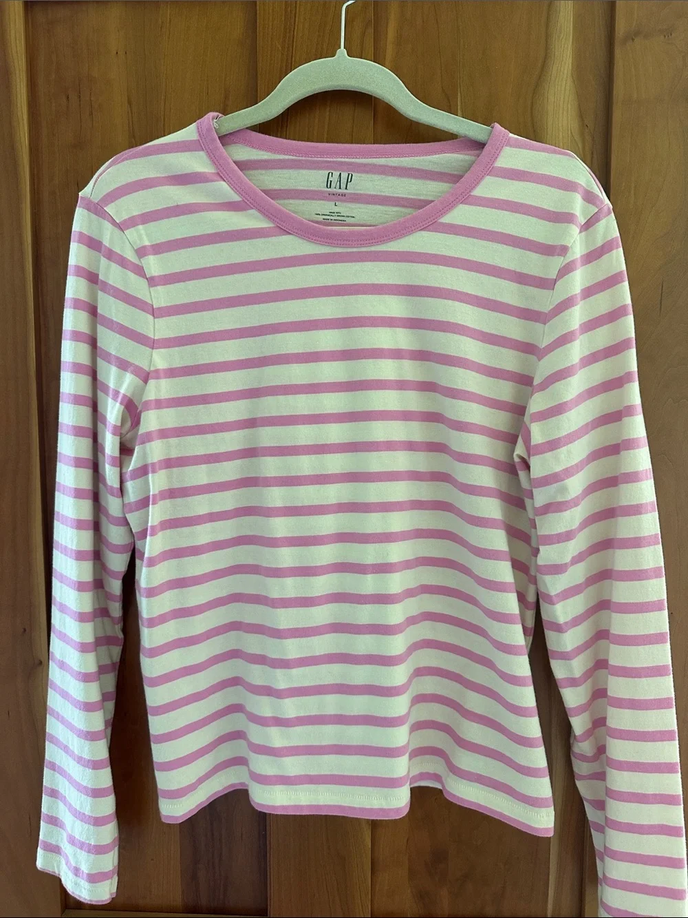 GAP Women’s Pink & White Striped Long Sleeve Tee - NEW - Picture 1 of 4